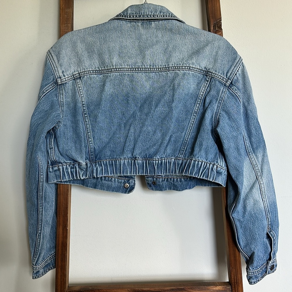 NEW Vici River Crop Denim Utility Jacket - Light Wash / XS - Picture 12 of 12